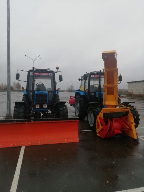 Поставка двух тракторов МТЗ-82 и навесного оборудования